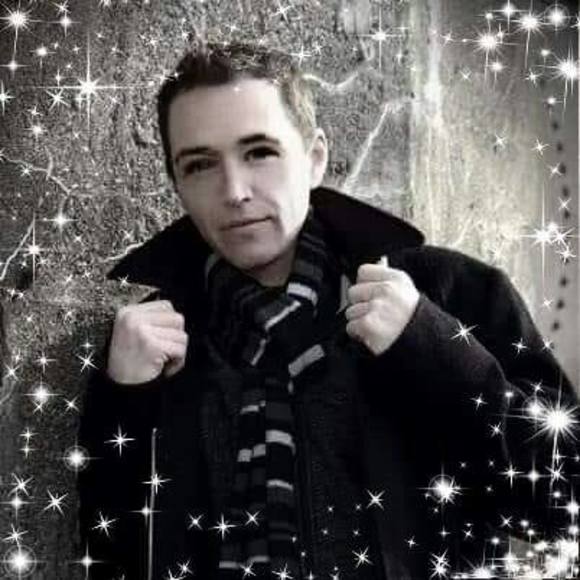 Meet your Posher, Cory Lane - Picture 2 of 8